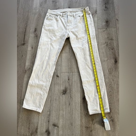 Outerknown Drifter jeans in Mirage. - Picture 2 of 4